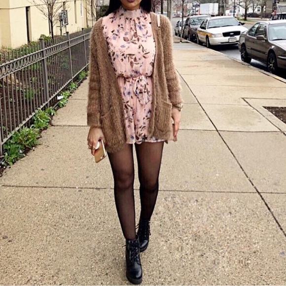 Floral print longsleeve romper - Picture 5 of 5